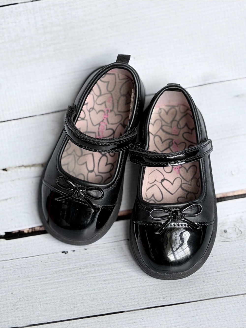 Carter's Girls Black Patent Mary Jane Shoes with Bow - Picture 9 of 11
